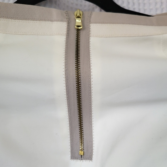 Club Monaco off-white skirt with grosgrain trim size 4 - Picture 3 of 6